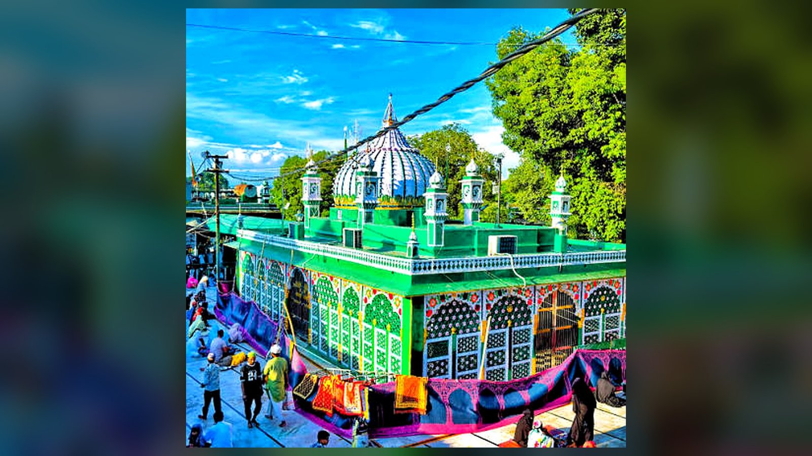 Piran Kaliyar Dargah Sharif Wide View